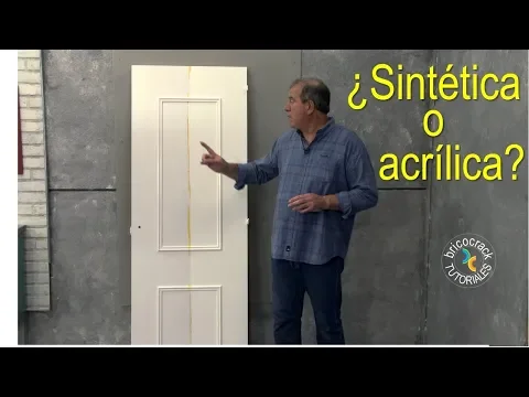 Lacar una puerta con rodillo (Bricocrack)